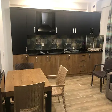 Antik Homes 시데